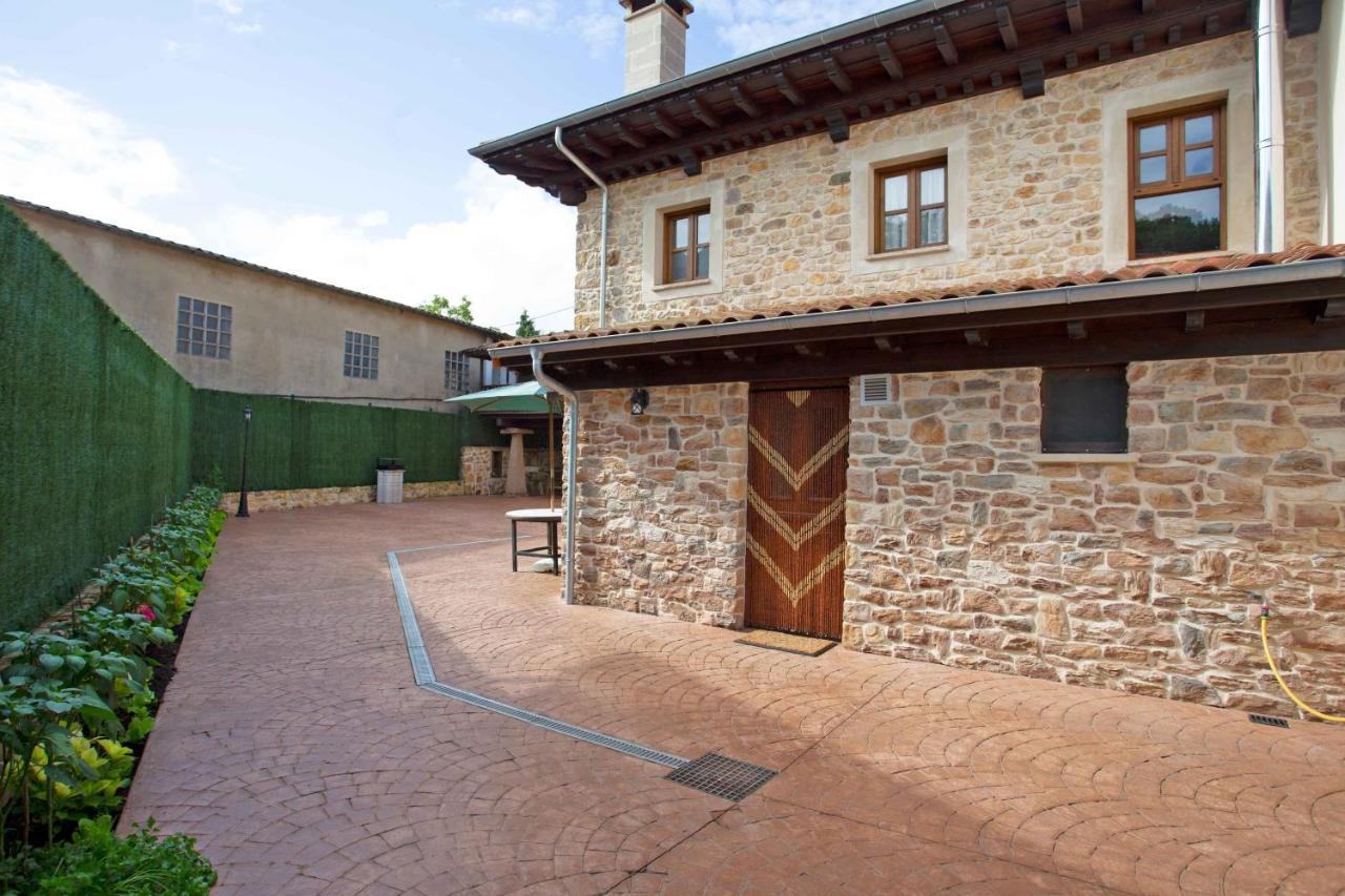 Los Campos Vivienda Vacacional Cangas de Onis Exterior photo